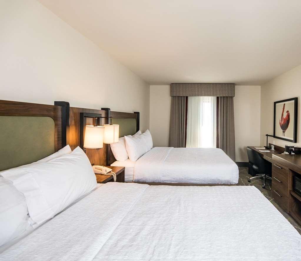 Hampton Inn & Suites Dobson Pokój zdjęcie